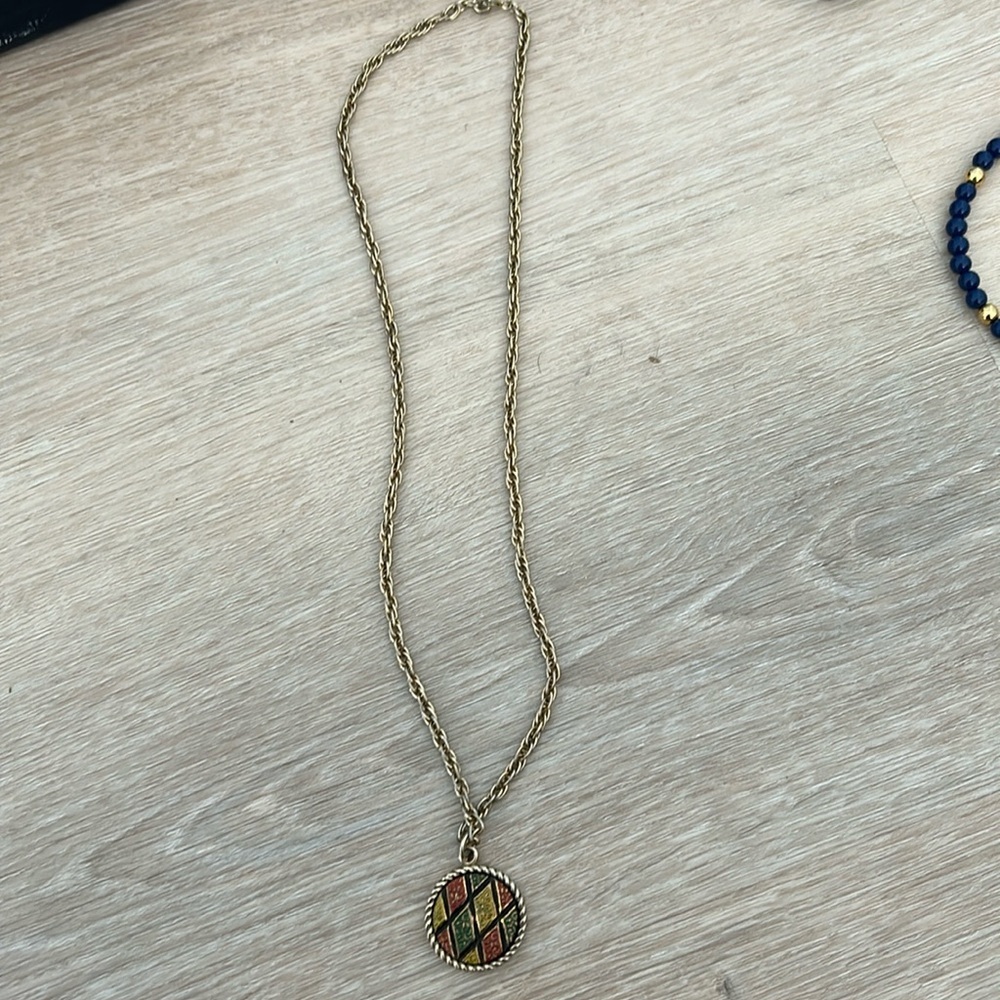 Sarah Coventry Vintage Necklace of mosaic pattern and gold​